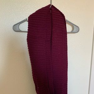 Old Navy knit scarf